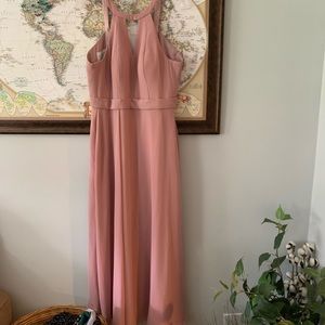 Dusty rose bridesmaid’s dress